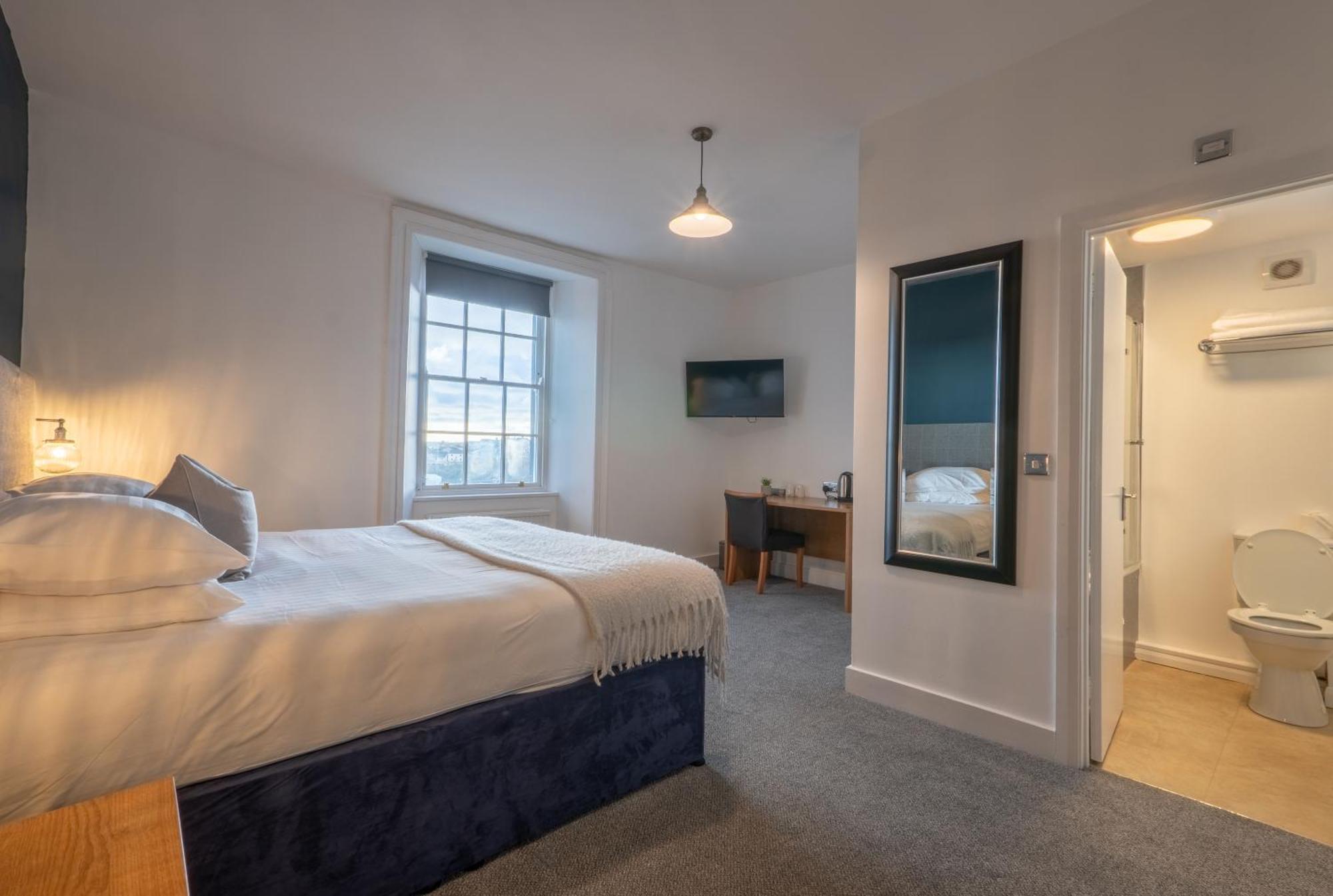 The Lord Nelson Hotel